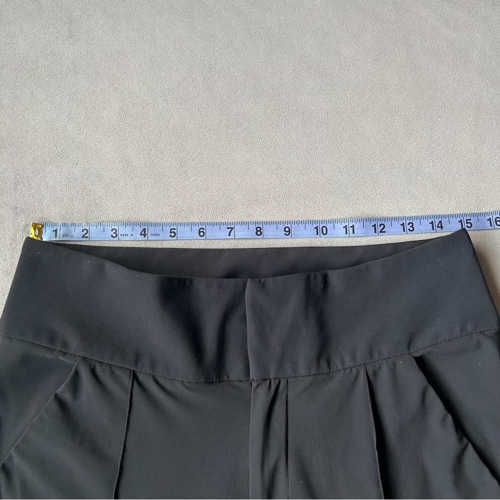 Lululemon ~ Departure Pant ~ Black ~ Women’s Size 6 - Picture 11 of 14